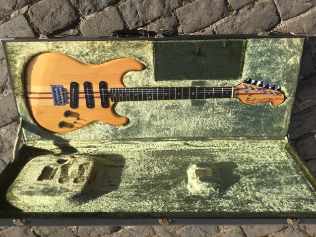 Yamaha SC-1200 (Natural Wood, 1979) | My Guitars Collection