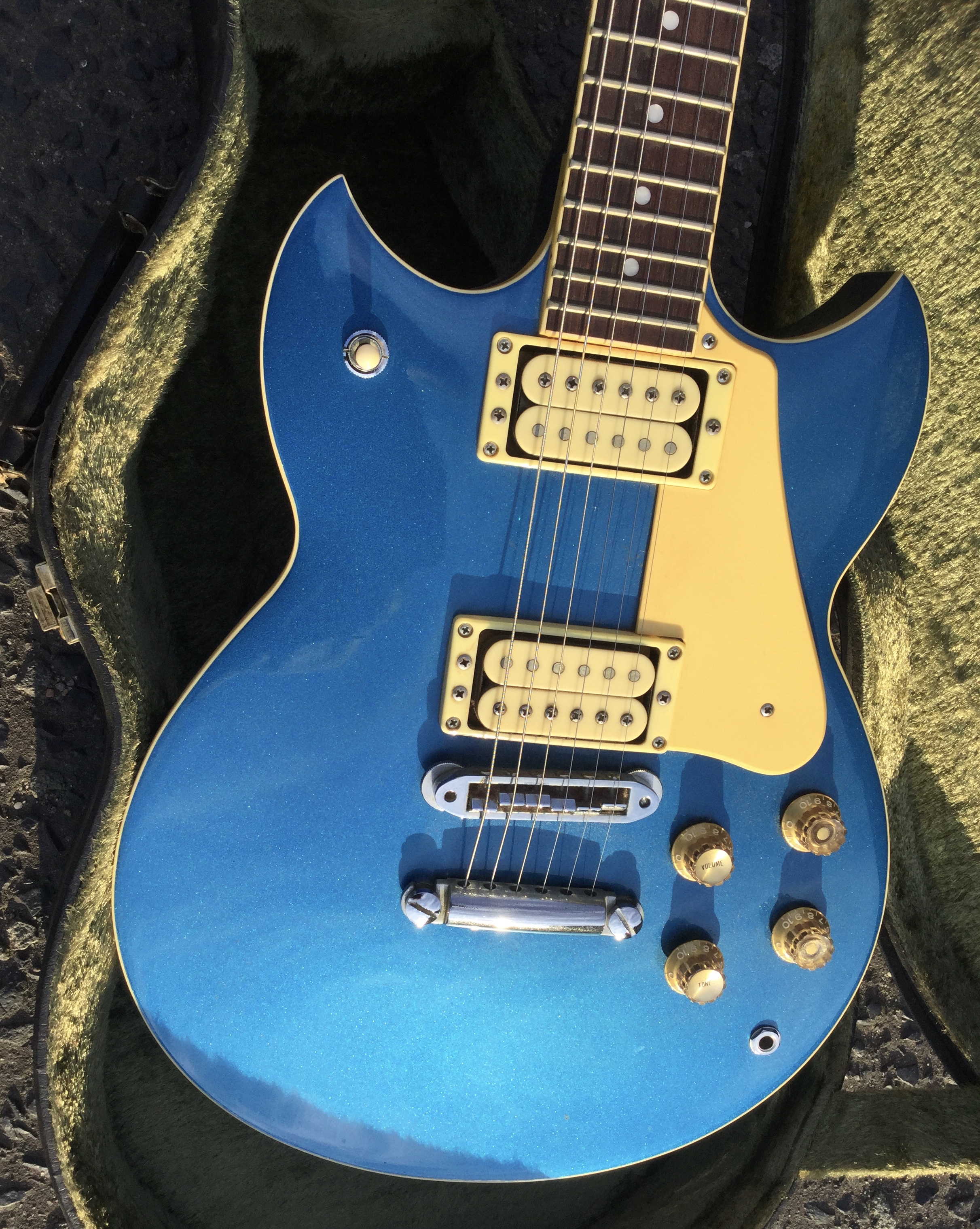 Yamaha SG-800s (1982/3, Metallic Blue) | My Pile of Guitars & Basses